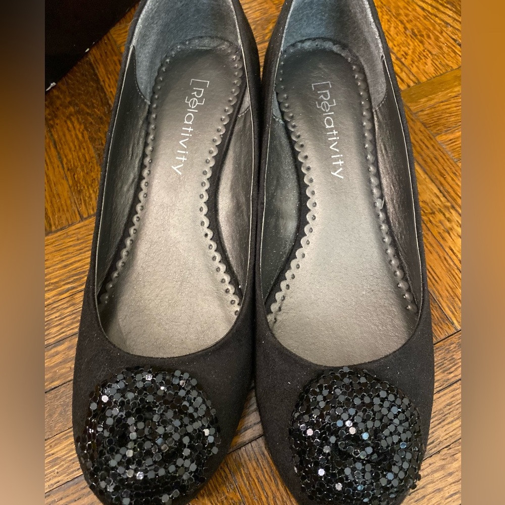 RELATIVITY Black Dress Shoes Size 8